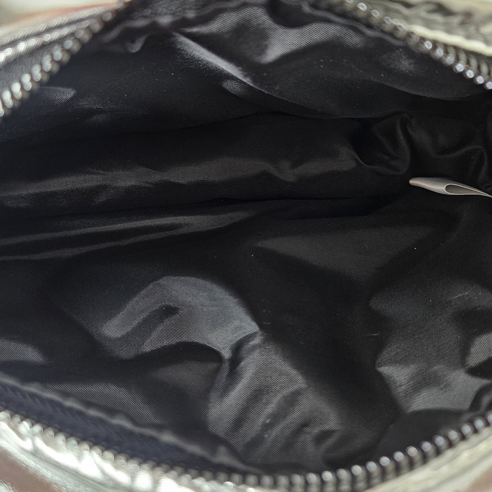 Moncler Parfums Quilted Metallic Silver Cosmetic Travel Pouch - Picture 10 of 12